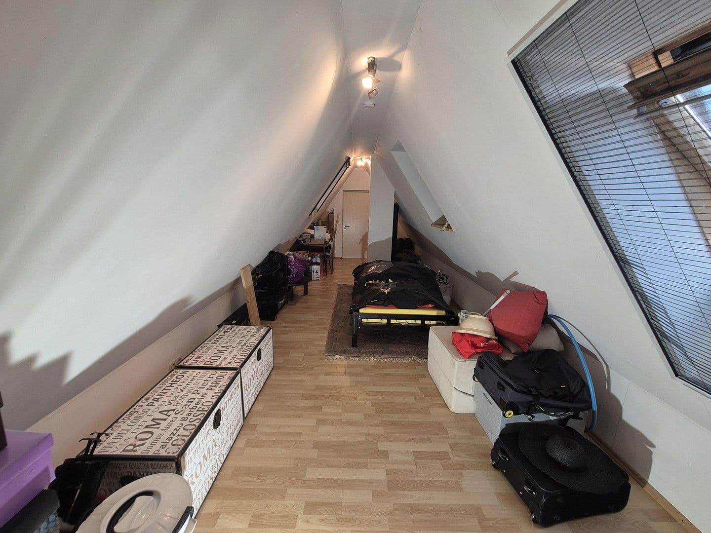 Predaj domu 270 m², pozemek 416 m², Dorfstr. 13, Vöhringen, Bádensko-Wurttembersko Predaj domu 270 m², pozemek 416 m², Dorfstr. 13, Vöhringen, Bádensko-Wurttembersko