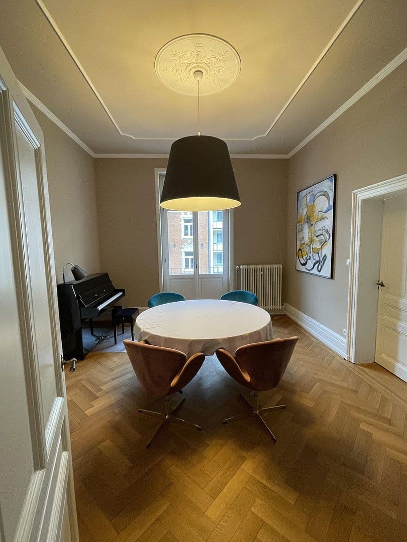 Predaj bytu 4-izbový 120 m², Mannheim, Bádensko-Wurttembersko Predaj bytu 4-izbový 120 m², Mannheim, Bádensko-Wurttembersko