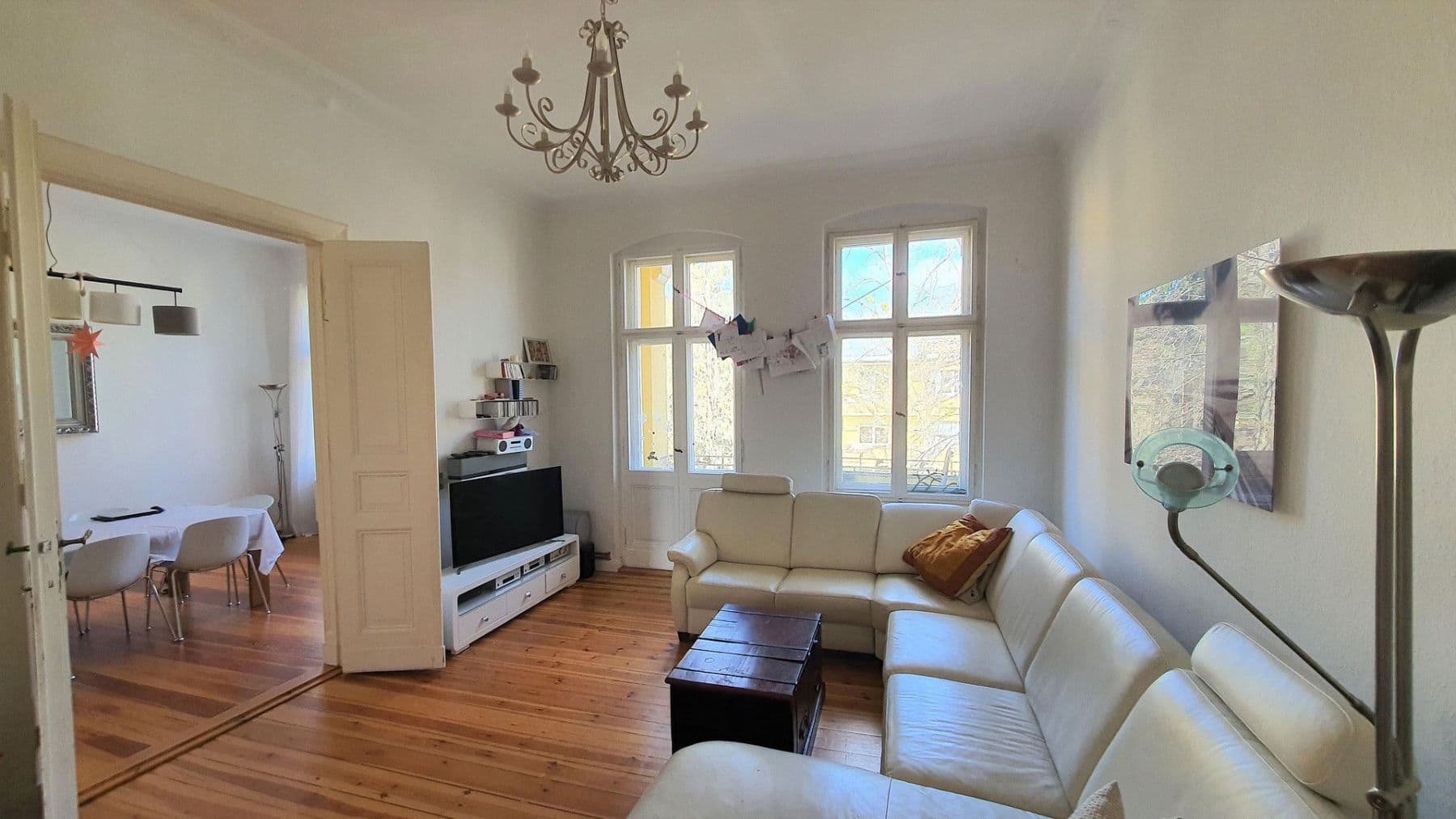 Prenájom bytu 7-izbový 200 m², Berlin, Berlín Prenájom bytu 7-izbový 200 m², Berlin, Berlín