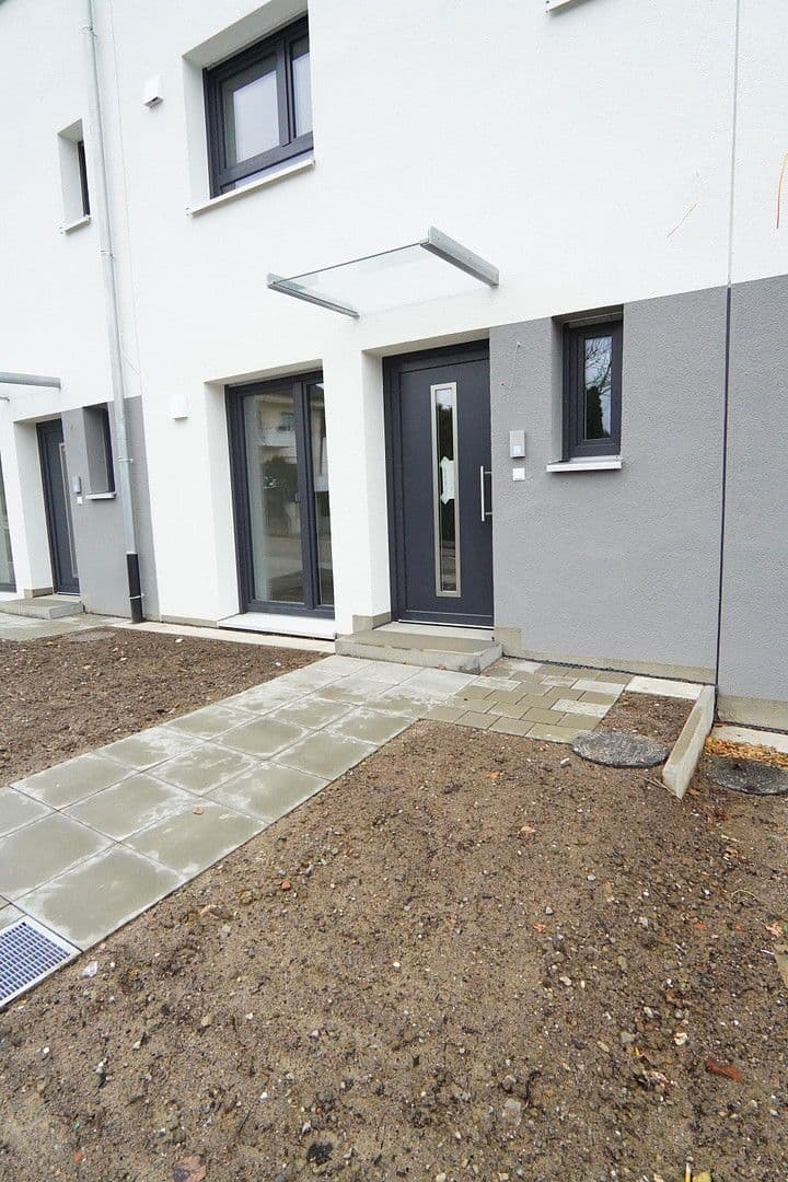 Prenájom bytu 1-izbový 25 m², Hölderlinstraße 26d, Pforzheim, Bádensko-Wurttembersko Prenájom bytu 1-izbový 25 m², Hölderlinstraße 26d, Pforzheim, Bádensko-Wurttembersko