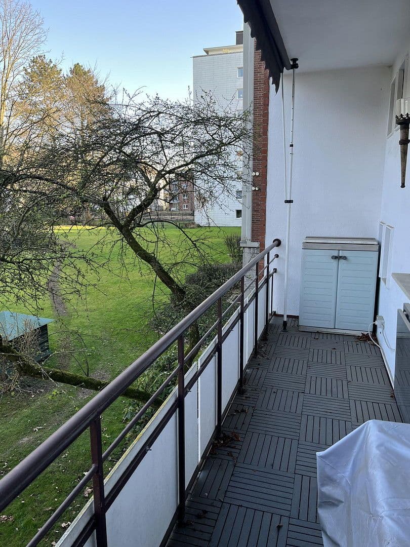 Prenájom bytu 2-izbový 75 m², Krefeld, Severné Porýnie - Westfálsko Prenájom bytu 2-izbový 75 m², Krefeld, Severné Porýnie - Westfálsko