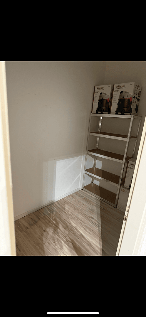 Prenájom kancelárie 196 m², Berliner Straße 191, Halle (Saale), Sasko-Anhaltsko Prenájom kancelárie 196 m², Berliner Straße 191, Halle (Saale), Sasko-Anhaltsko