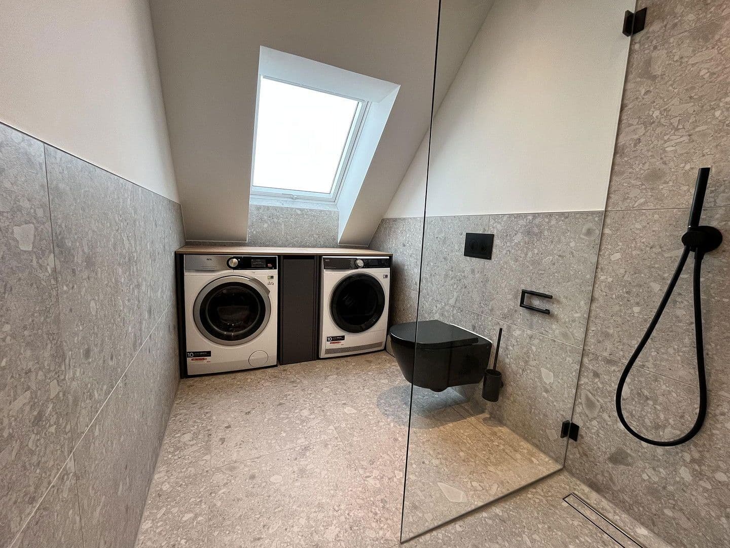 Predaj bytu 5-izbový 144 m², Lindenplatz 12a, Nürnberg, Bavorsko Predaj bytu 5-izbový 144 m², Lindenplatz 12a, Nürnberg, Bavorsko