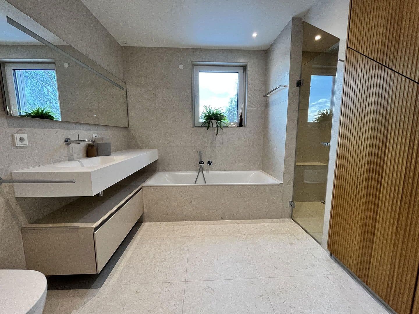 Predaj bytu 5-izbový 144 m², Lindenplatz 12a, Nürnberg, Bavorsko Predaj bytu 5-izbový 144 m², Lindenplatz 12a, Nürnberg, Bavorsko