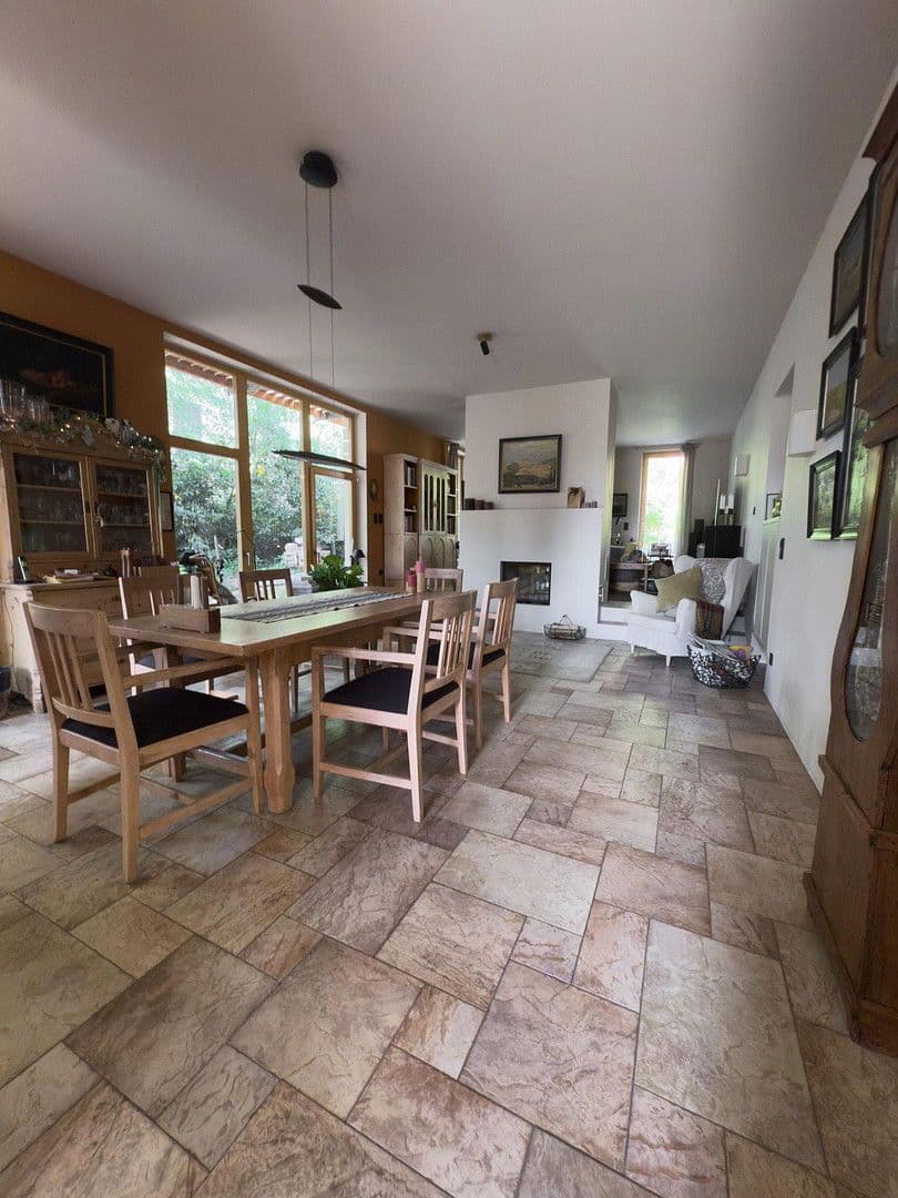 Predaj domu 200 m², pozemek 668 m², Berlin, Berlín Predaj domu 200 m², pozemek 668 m², Berlin, Berlín