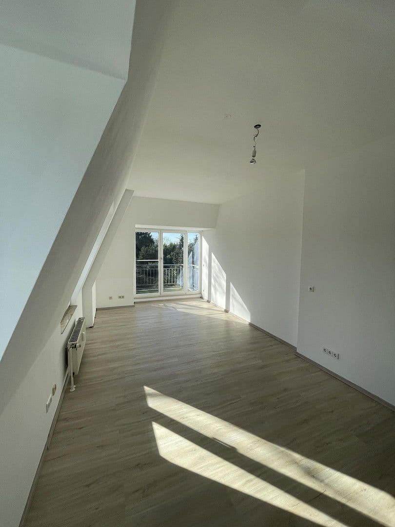 Predaj bytu 2-izbový 67 m², Kleinziethener Straße, 220, Blankenfelde-Mahlow, Brandenbursko Predaj bytu 2-izbový 67 m², Kleinziethener Straße, 220, Blankenfelde-Mahlow, Brandenbursko