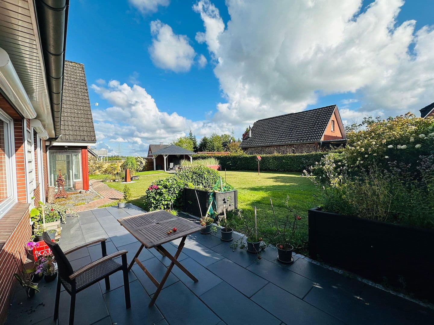 Predaj domu 166 m², pozemek 962 m², Langenhorn, Šlezvicko-Holštajnsko Predaj domu 166 m², pozemek 962 m², Langenhorn, Šlezvicko-Holštajnsko