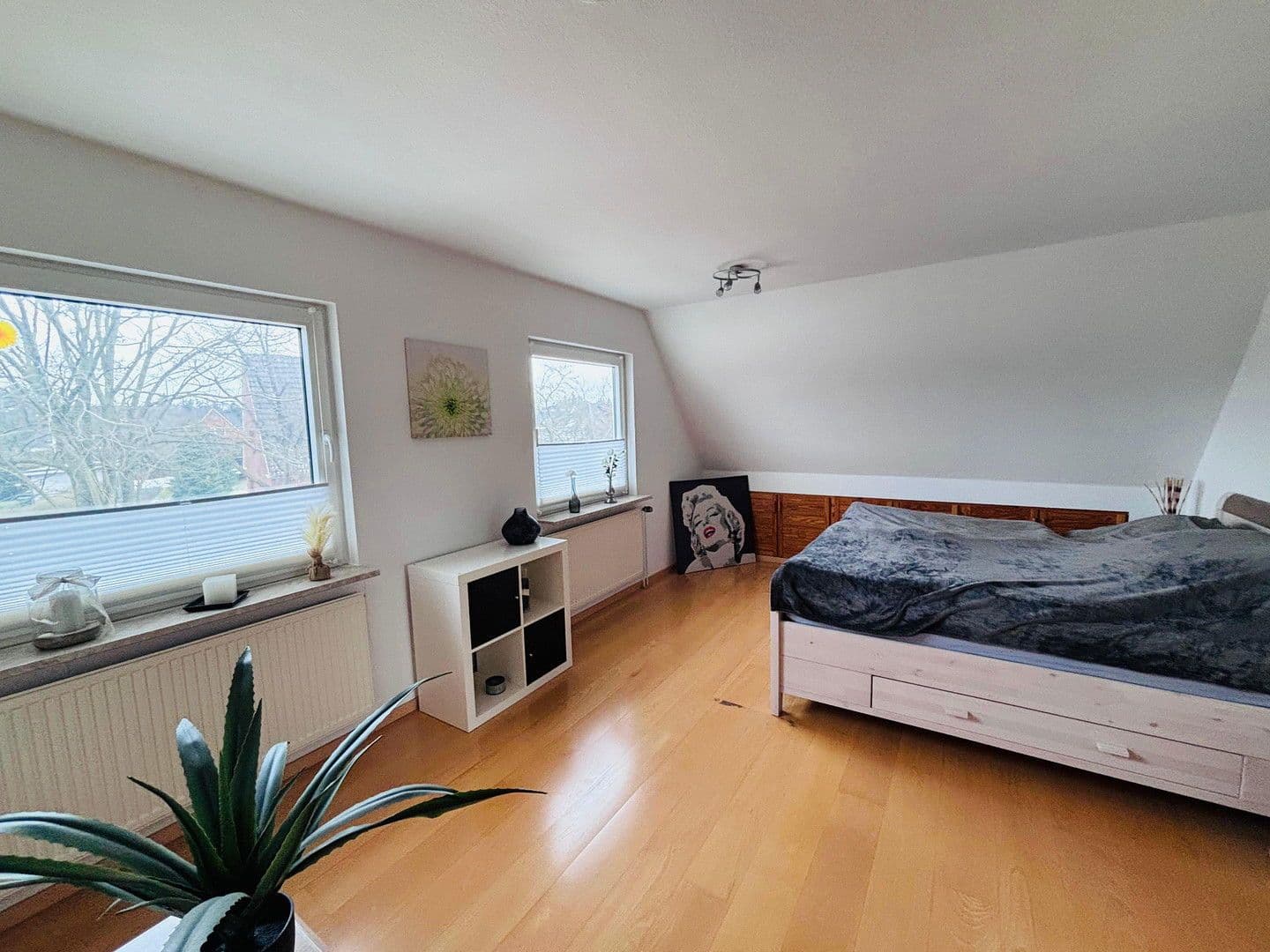 Predaj domu 166 m², pozemek 962 m², Langenhorn, Šlezvicko-Holštajnsko Predaj domu 166 m², pozemek 962 m², Langenhorn, Šlezvicko-Holštajnsko