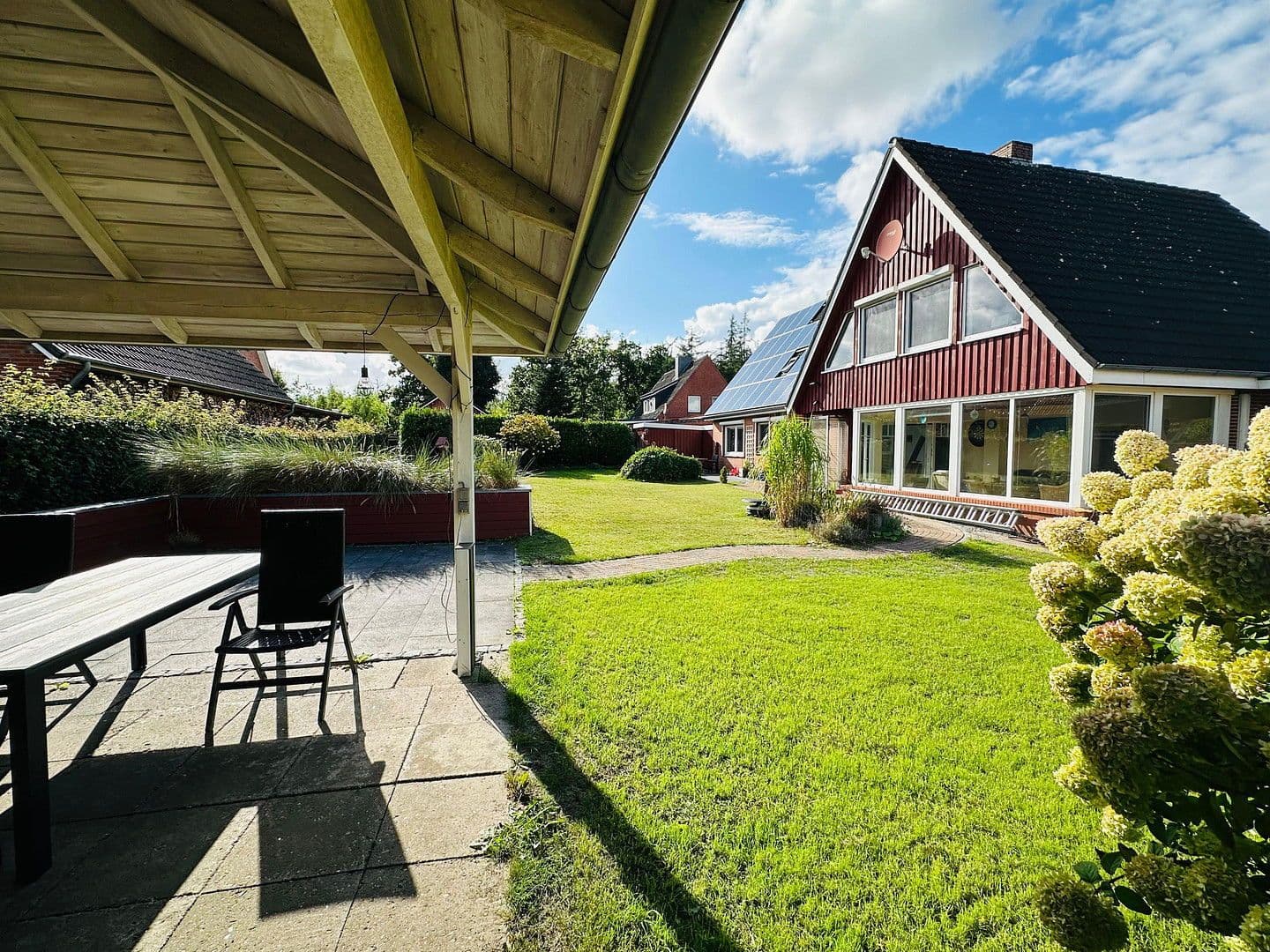 Predaj domu 166 m², pozemek 962 m², Langenhorn, Šlezvicko-Holštajnsko Predaj domu 166 m², pozemek 962 m², Langenhorn, Šlezvicko-Holštajnsko