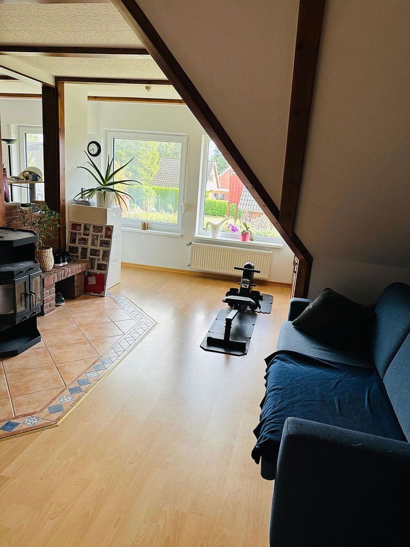 Predaj domu 166 m², pozemek 962 m², Langenhorn, Šlezvicko-Holštajnsko Predaj domu 166 m², pozemek 962 m², Langenhorn, Šlezvicko-Holštajnsko