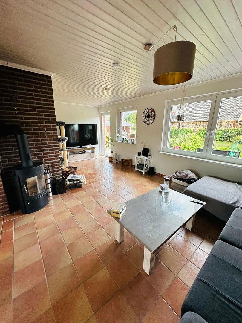 Predaj domu 166 m², pozemek 962 m², Langenhorn, Šlezvicko-Holštajnsko Predaj domu 166 m², pozemek 962 m², Langenhorn, Šlezvicko-Holštajnsko