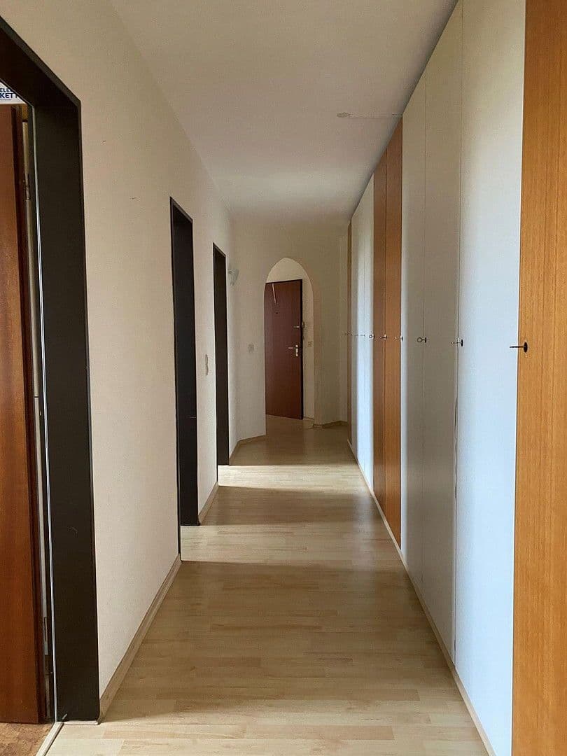 Prenájom bytu 3-izbový 107 m², Günzburg, Bavorsko Prenájom bytu 3-izbový 107 m², Günzburg, Bavorsko