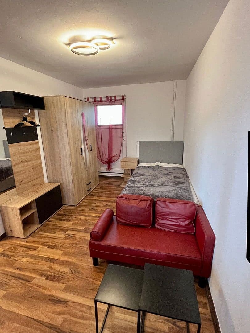 Prenájom bytu 1-izbový 25 m², Frankfurt, Hesensko Prenájom bytu 1-izbový 25 m², Frankfurt, Hesensko