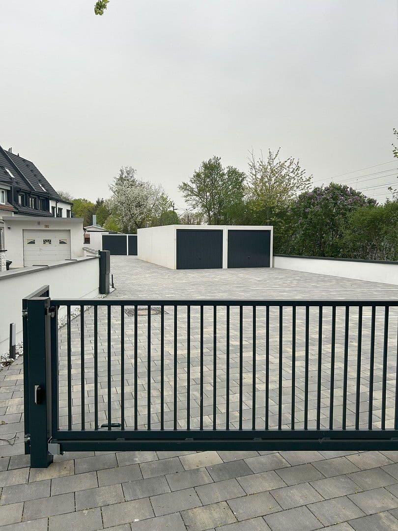 Prenájom bytu 1-izbový 40 m², Kilihofstr. 2, München, Bavorsko Prenájom bytu 1-izbový 40 m², Kilihofstr. 2, München, Bavorsko