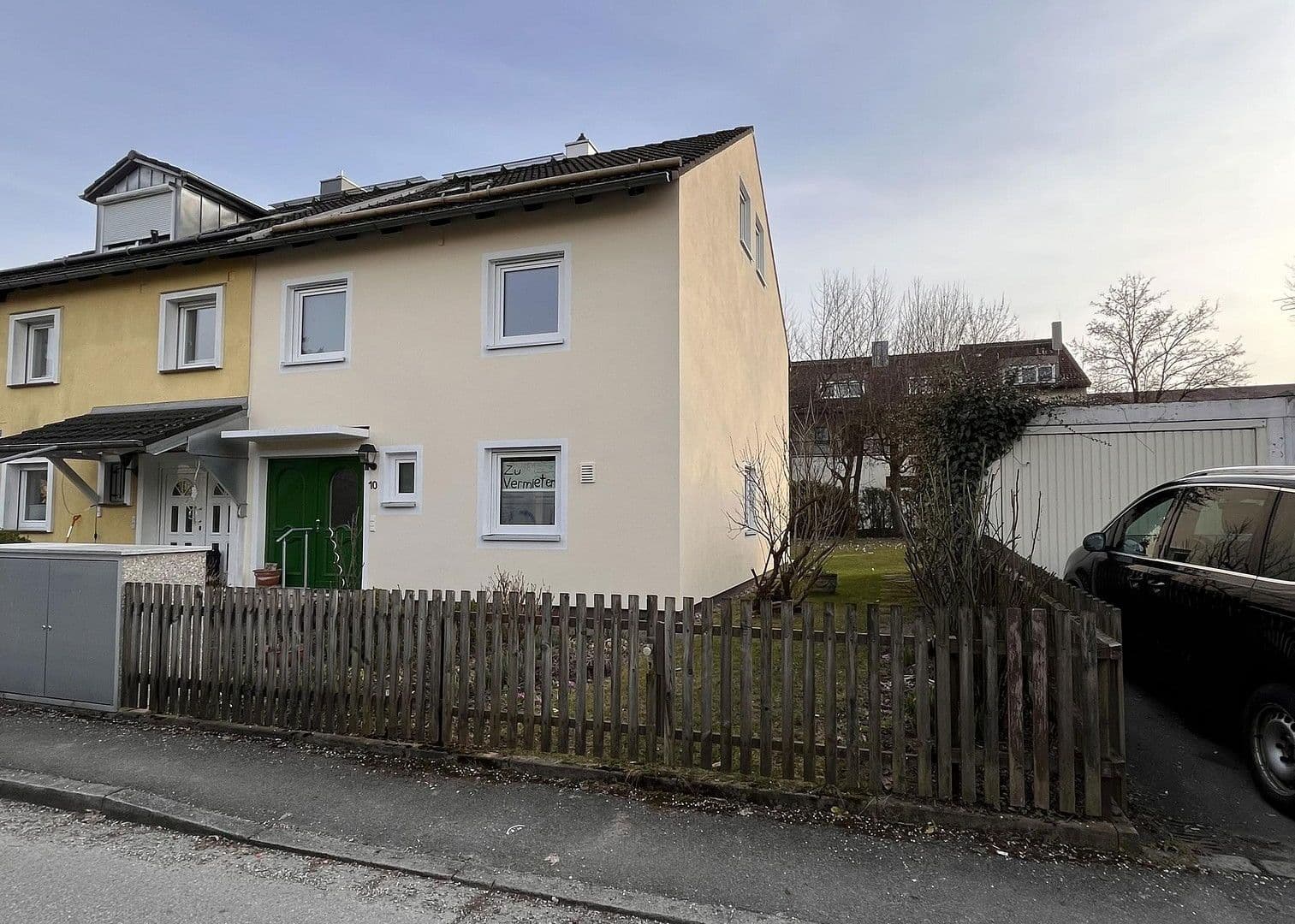 Prenájom domu 154 m², pozemek 414 m², Fürstenfeldbruck, Bavorsko Prenájom domu 154 m², pozemek 414 m², Fürstenfeldbruck, Bavorsko