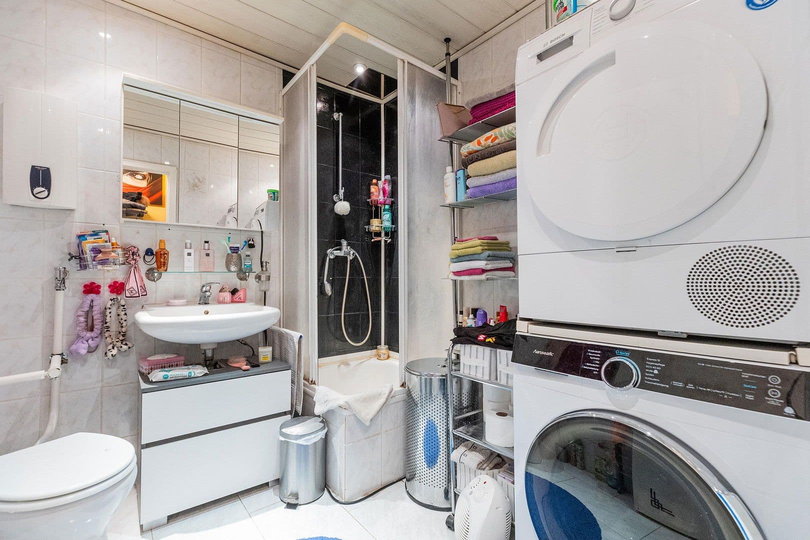 Predaj domu 252 m², pozemek 250 m², Mannheim, Bádensko-Wurttembersko Predaj domu 252 m², pozemek 250 m², Mannheim, Bádensko-Wurttembersko