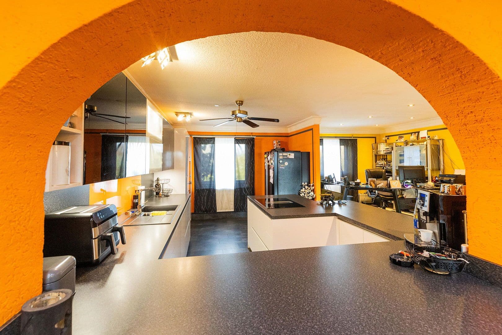 Predaj domu 252 m², pozemek 250 m², Mannheim, Bádensko-Wurttembersko Predaj domu 252 m², pozemek 250 m², Mannheim, Bádensko-Wurttembersko