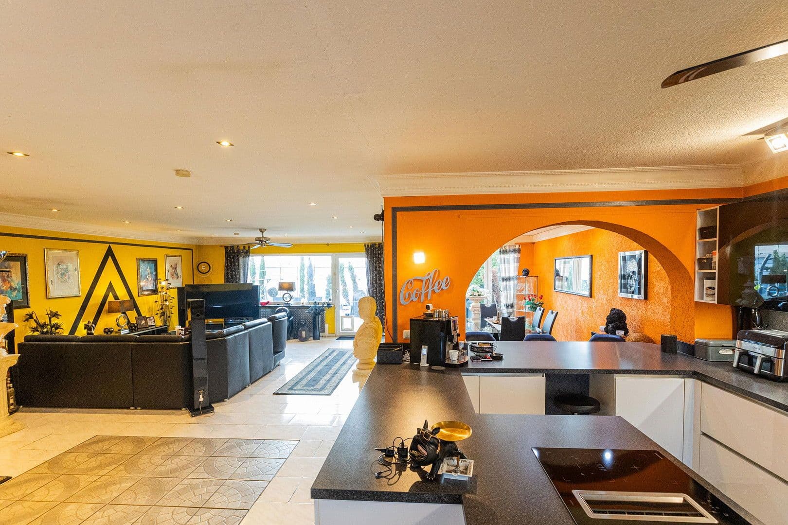 Predaj domu 252 m², pozemek 250 m², Mannheim, Bádensko-Wurttembersko Predaj domu 252 m², pozemek 250 m², Mannheim, Bádensko-Wurttembersko