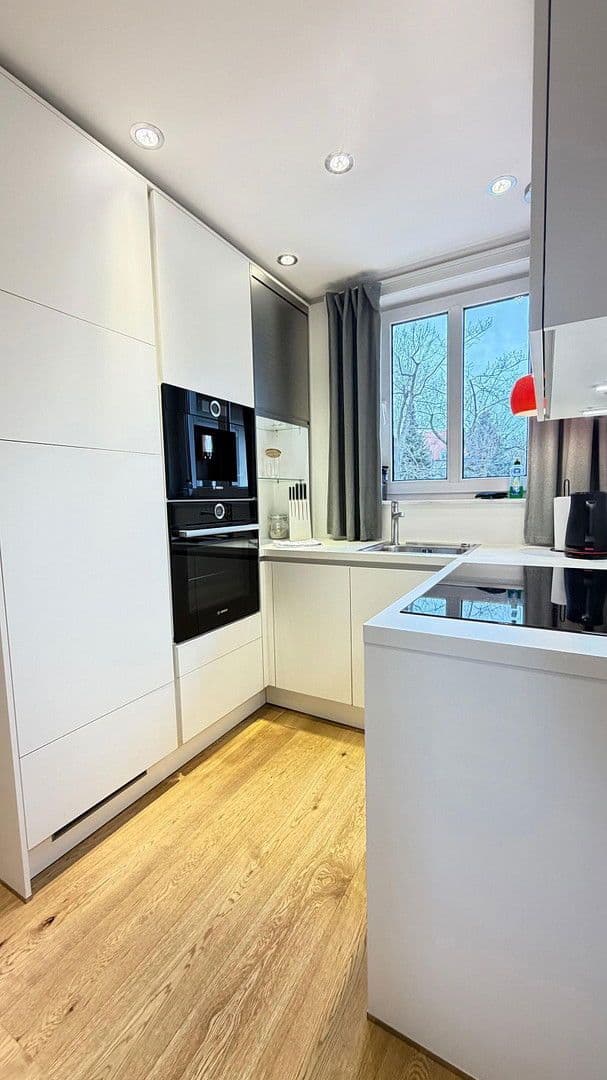 Prenájom bytu 2-izbový 56 m², Friedrich Staude Strasse. 2, Zwickau, Sasko Prenájom bytu 2-izbový 56 m², Friedrich Staude Strasse. 2, Zwickau, Sasko