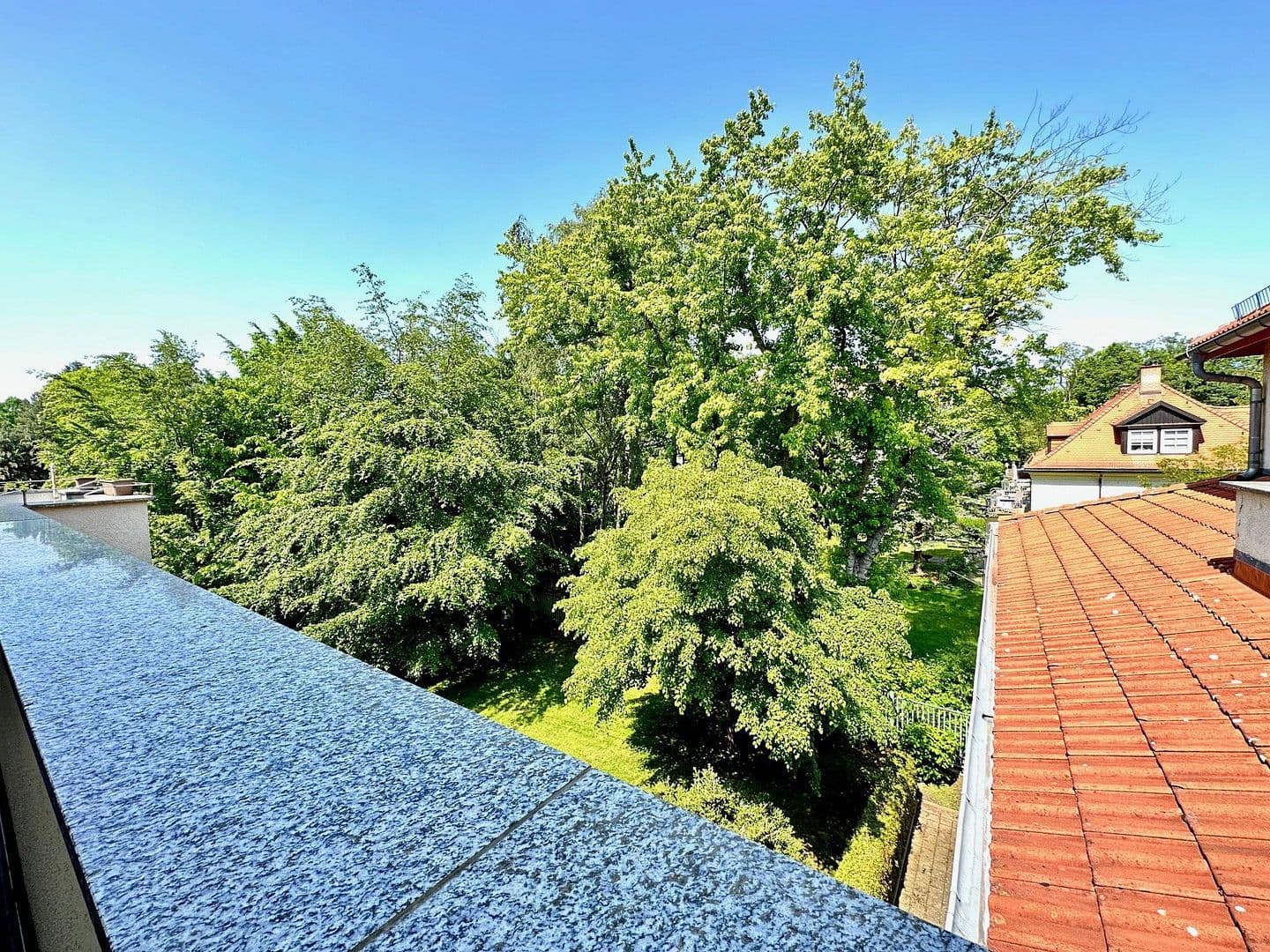 Prenájom bytu 2-izbový 56 m², Friedrich Staude Strasse. 2, Zwickau, Sasko Prenájom bytu 2-izbový 56 m², Friedrich Staude Strasse. 2, Zwickau, Sasko