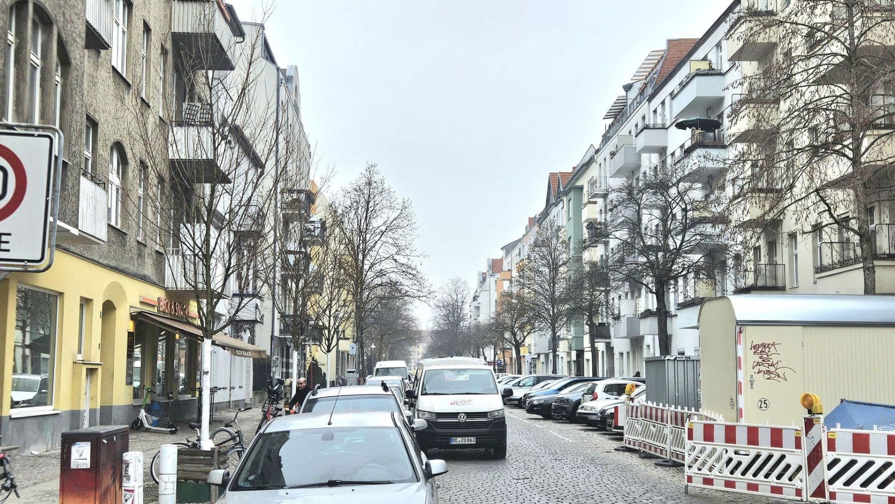 Predaj bytu 4-izbový 90 m², Guineastraße 38, Berlin, Berlín Predaj bytu 4-izbový 90 m², Guineastraße 38, Berlin, Berlín