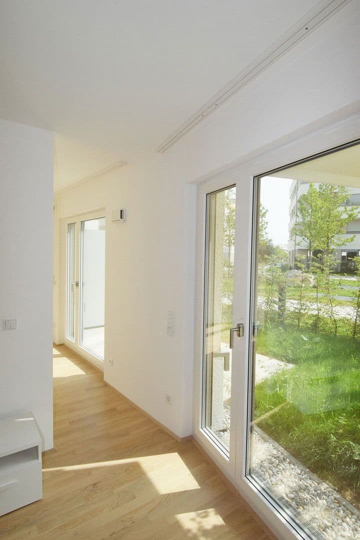 Prenájom bytu 2-izbový 47 m², Aubing Colmdorfstraße, Aubing München, Bavorsko Prenájom bytu 2-izbový 47 m², Aubing Colmdorfstraße, Aubing München, Bavorsko