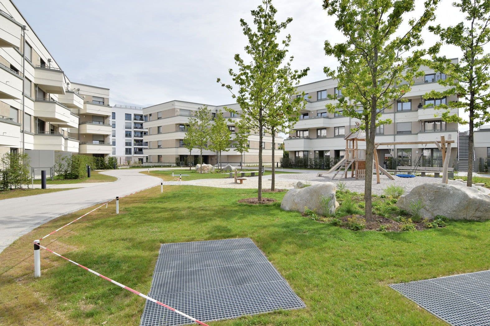 Prenájom bytu 2-izbový 47 m², Aubing Colmdorfstraße, Aubing München, Bavorsko Prenájom bytu 2-izbový 47 m², Aubing Colmdorfstraße, Aubing München, Bavorsko