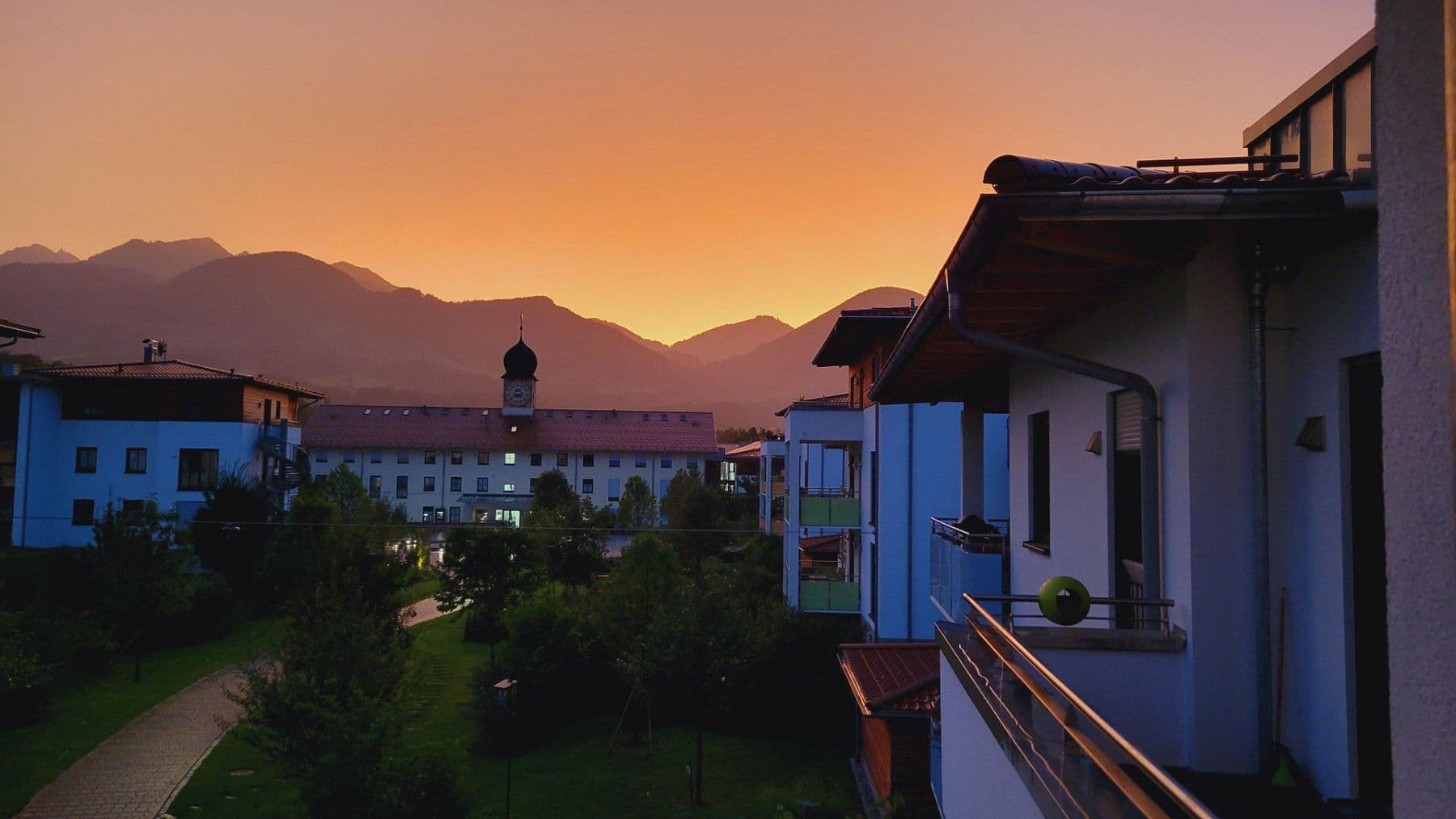 Predaj bytu 3-izbový 90 m², Inntalstraße 8, Brannenburg, Bavorsko Predaj bytu 3-izbový 90 m², Inntalstraße 8, Brannenburg, Bavorsko