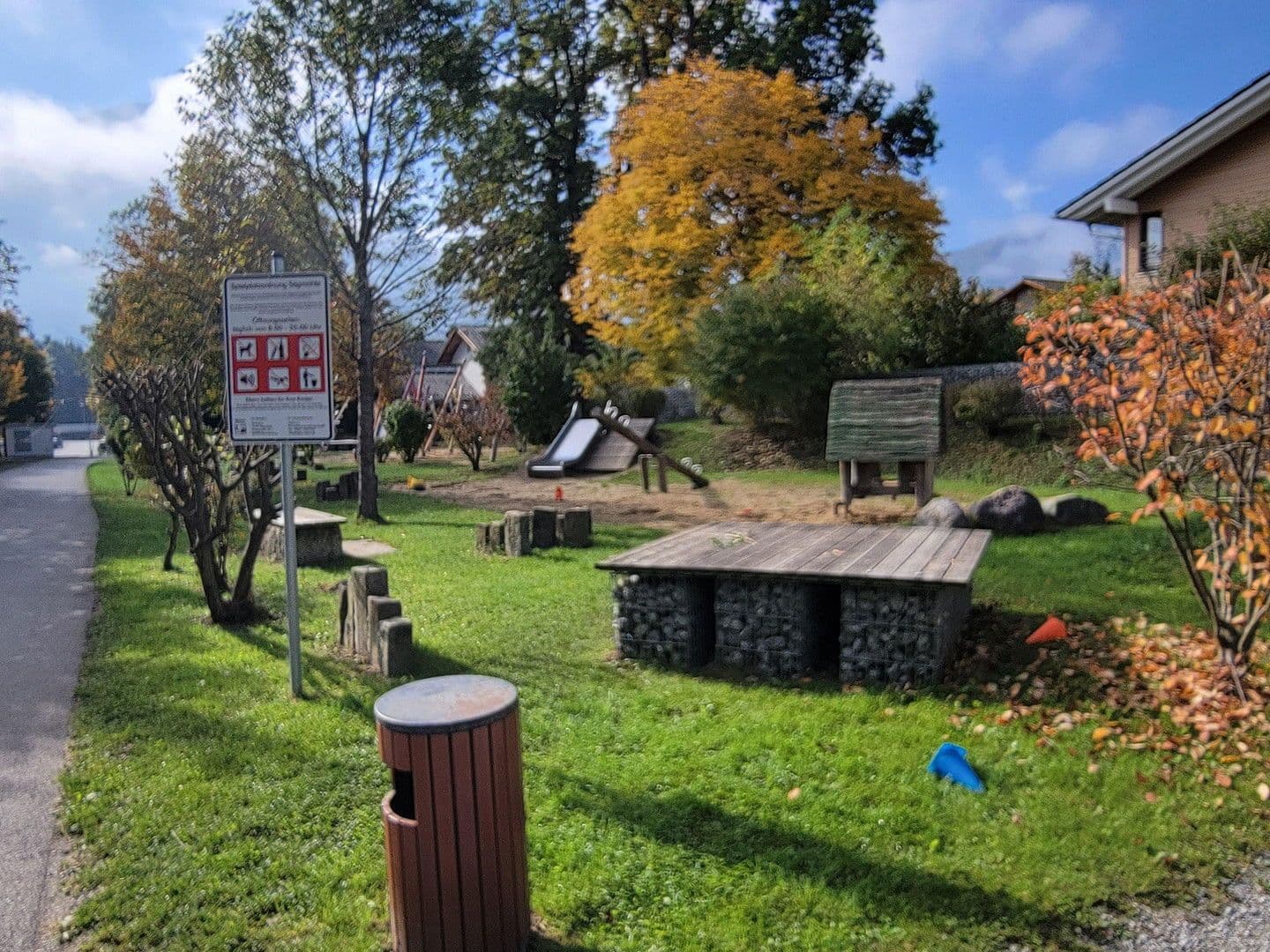 Predaj bytu 3-izbový 90 m², Inntalstraße 8, Brannenburg, Bavorsko Predaj bytu 3-izbový 90 m², Inntalstraße 8, Brannenburg, Bavorsko