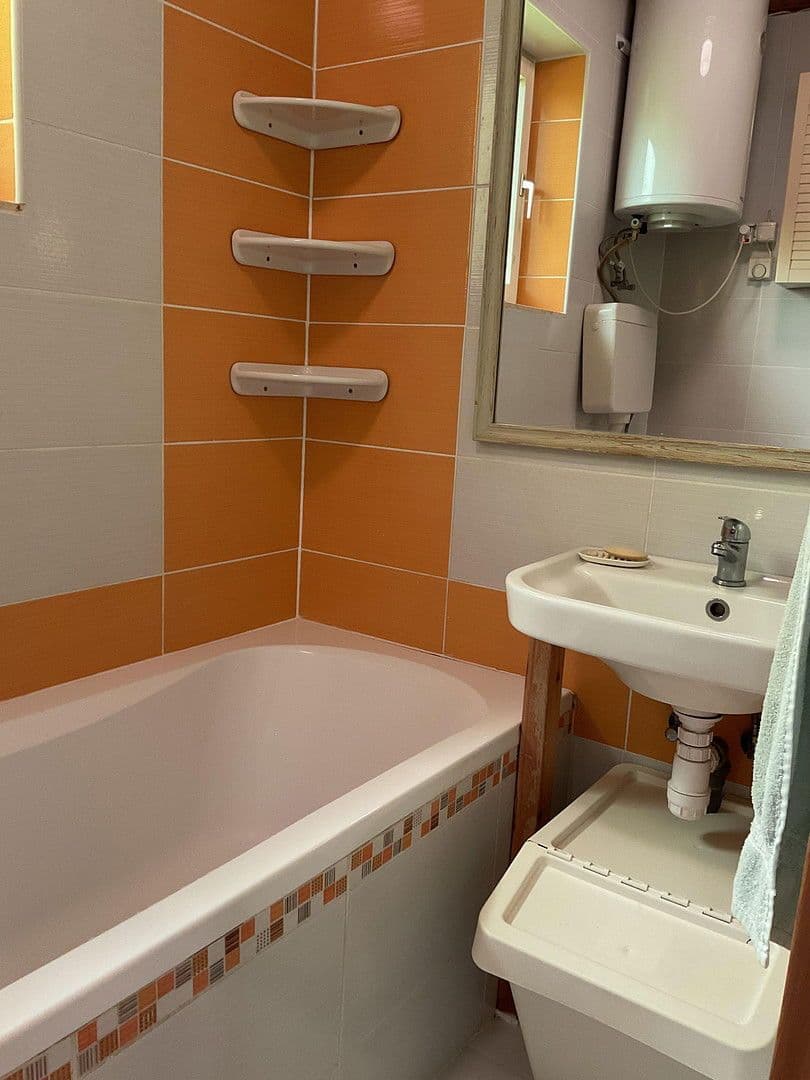 Predaj domu 50 m², pozemek 1.000 m², Lockenhaus, Burgenland Predaj domu 50 m², pozemek 1.000 m², Lockenhaus, Burgenland