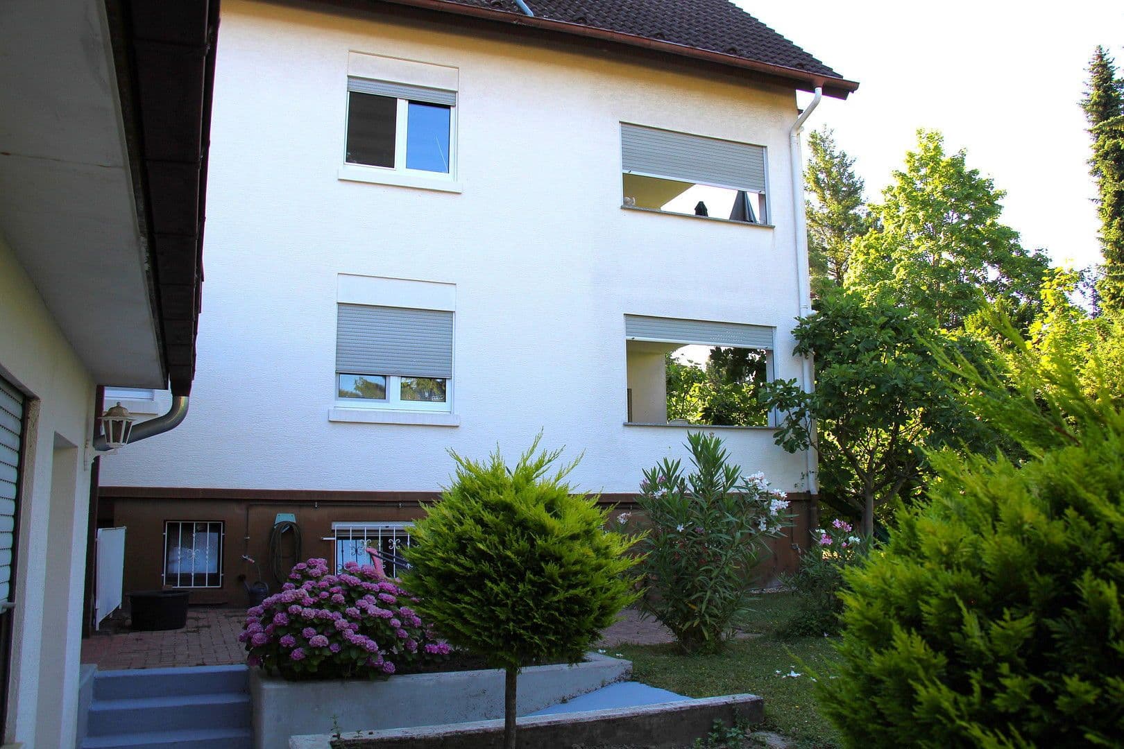 Predaj domu 410 m², pozemek 1.043 m², Bruchsal, Bádensko-Wurttembersko Predaj domu 410 m², pozemek 1.043 m², Bruchsal, Bádensko-Wurttembersko