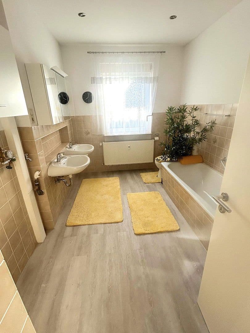 Predaj domu 410 m², pozemek 1.043 m², Bruchsal, Bádensko-Wurttembersko Predaj domu 410 m², pozemek 1.043 m², Bruchsal, Bádensko-Wurttembersko