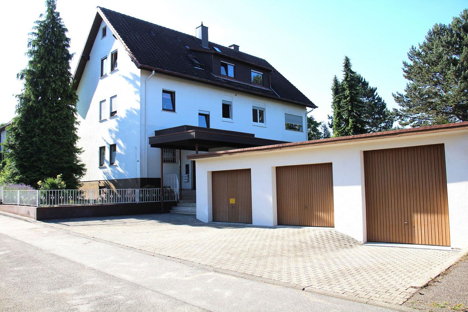 Predaj domu 410 m², pozemek 1.043 m², Bruchsal, Bádensko-Wurttembersko Predaj domu 410 m², pozemek 1.043 m², Bruchsal, Bádensko-Wurttembersko