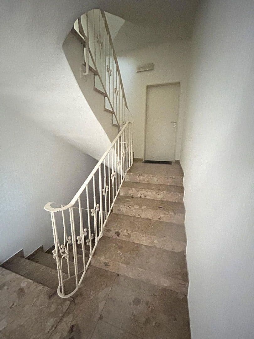 Predaj domu 410 m², pozemek 1.043 m², Bruchsal, Bádensko-Wurttembersko Predaj domu 410 m², pozemek 1.043 m², Bruchsal, Bádensko-Wurttembersko