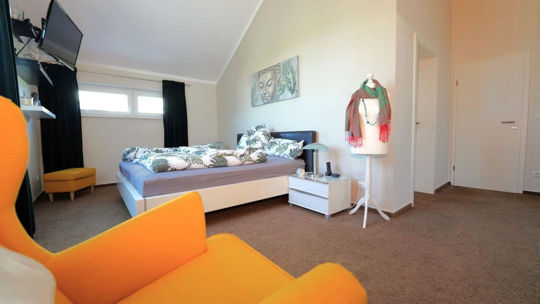 Predaj domu 268 m², pozemek 649 m², Barsinghausen, Dolné Sasko Predaj domu 268 m², pozemek 649 m², Barsinghausen, Dolné Sasko