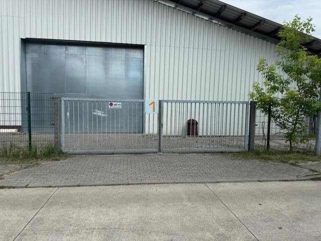 Prenájom nebytového priestoru 780 m², Wandlitz, Brandenbursko Prenájom nebytového priestoru 780 m², Wandlitz, Brandenbursko