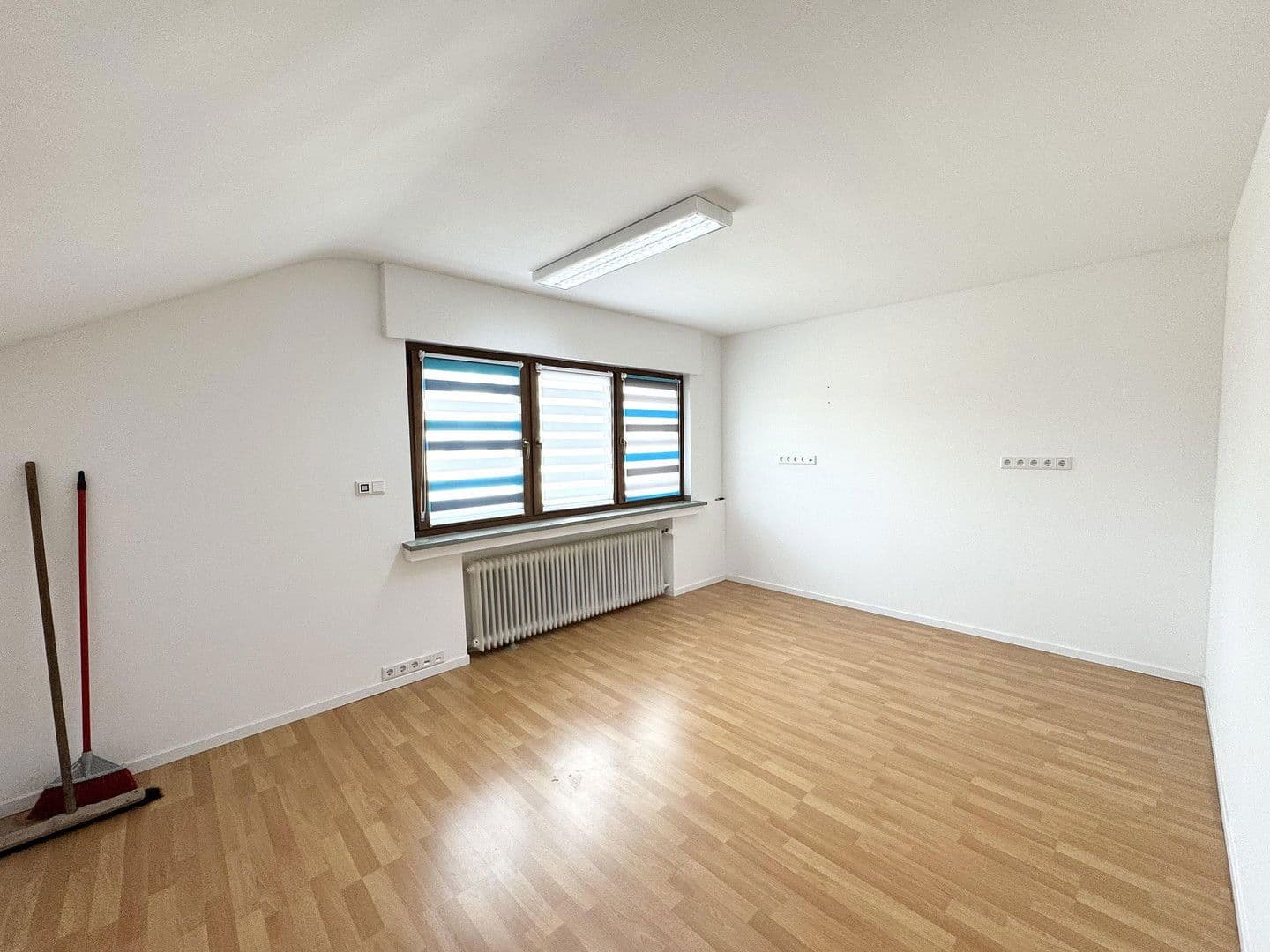 Predaj domu 182 m², pozemek 757 m², Aldenhoven, Severné Porýnie - Westfálsko Predaj domu 182 m², pozemek 757 m², Aldenhoven, Severné Porýnie - Westfálsko