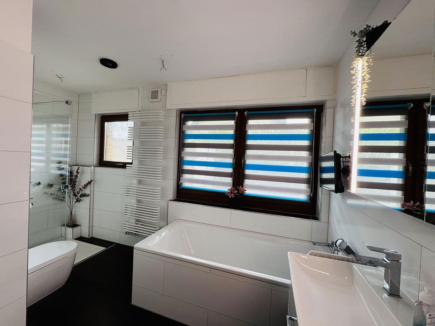 Predaj domu 182 m², pozemek 757 m², Aldenhoven, Severné Porýnie - Westfálsko Predaj domu 182 m², pozemek 757 m², Aldenhoven, Severné Porýnie - Westfálsko