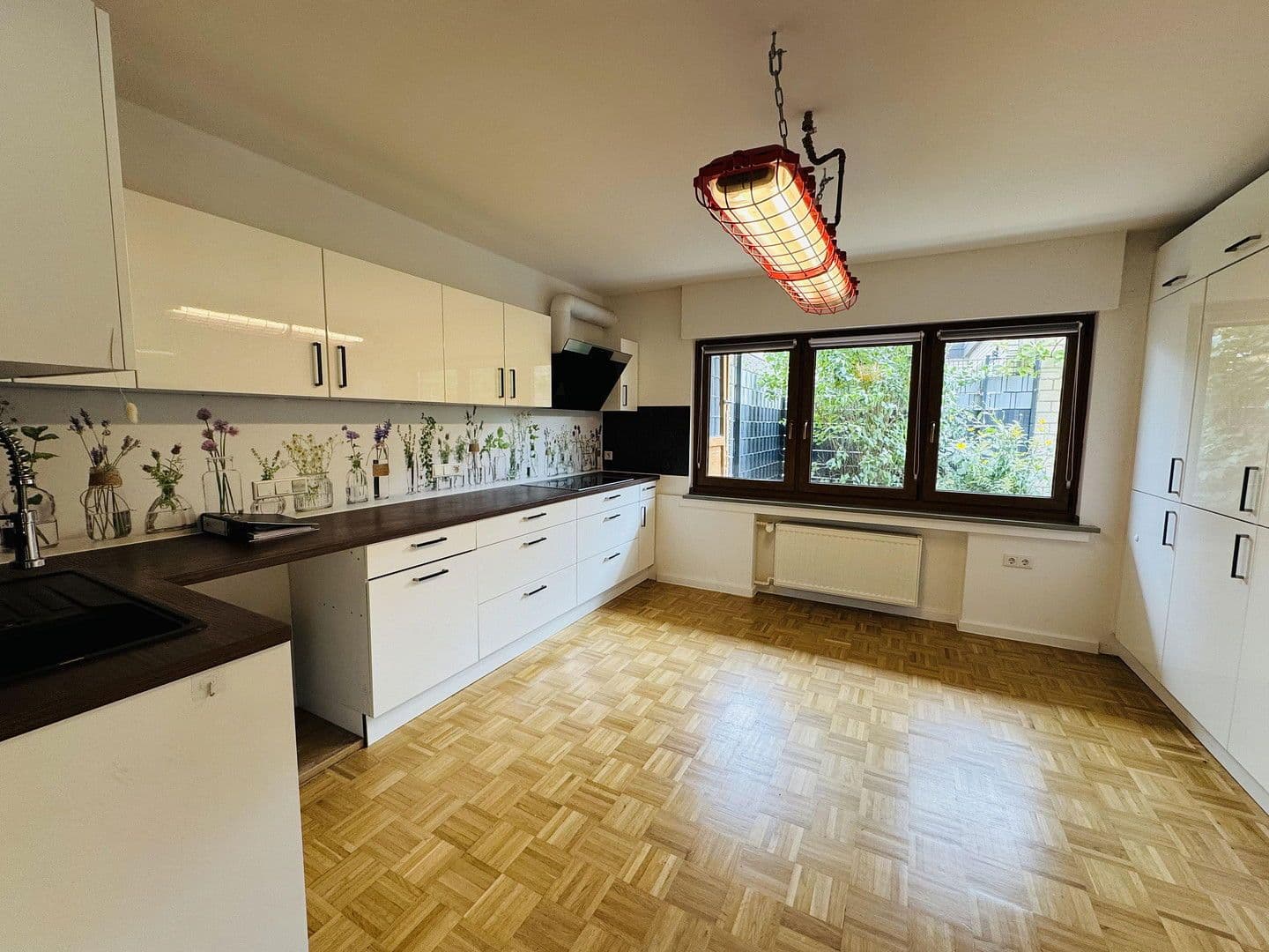 Predaj domu 182 m², pozemek 757 m², Aldenhoven, Severné Porýnie - Westfálsko Predaj domu 182 m², pozemek 757 m², Aldenhoven, Severné Porýnie - Westfálsko