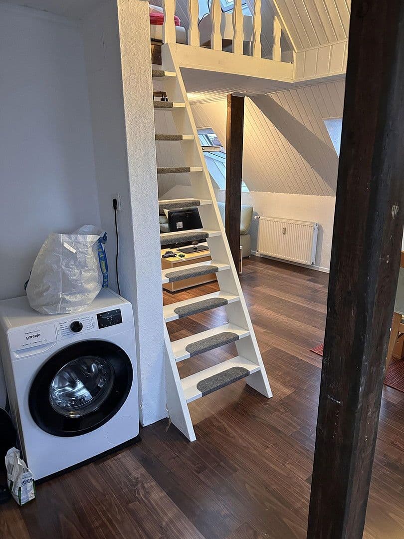 Prenájom bytu 1-izbový 40 m², Bremen, Brémy Prenájom bytu 1-izbový 40 m², Bremen, Brémy