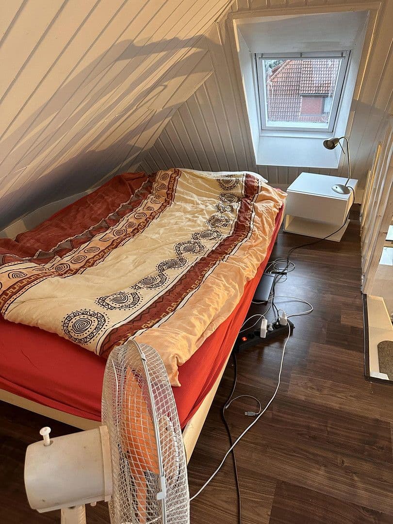 Prenájom bytu 1-izbový 40 m², Bremen, Brémy Prenájom bytu 1-izbový 40 m², Bremen, Brémy