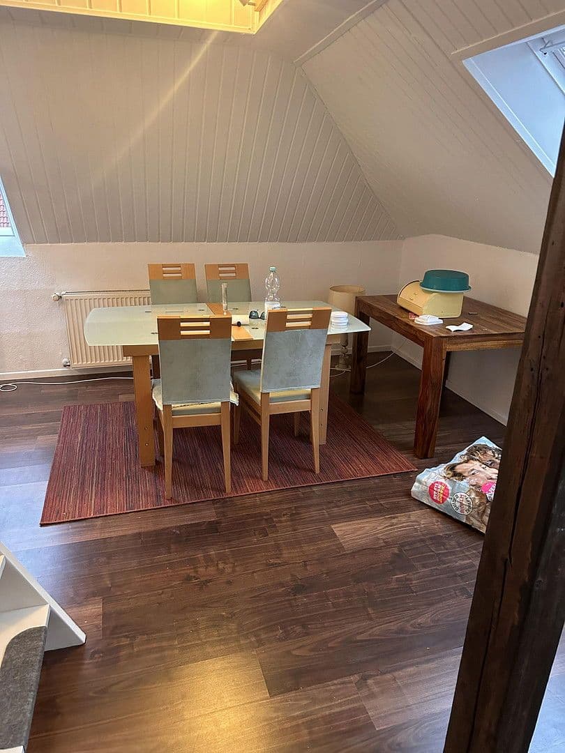 Prenájom bytu 1-izbový 40 m², Bremen, Brémy Prenájom bytu 1-izbový 40 m², Bremen, Brémy