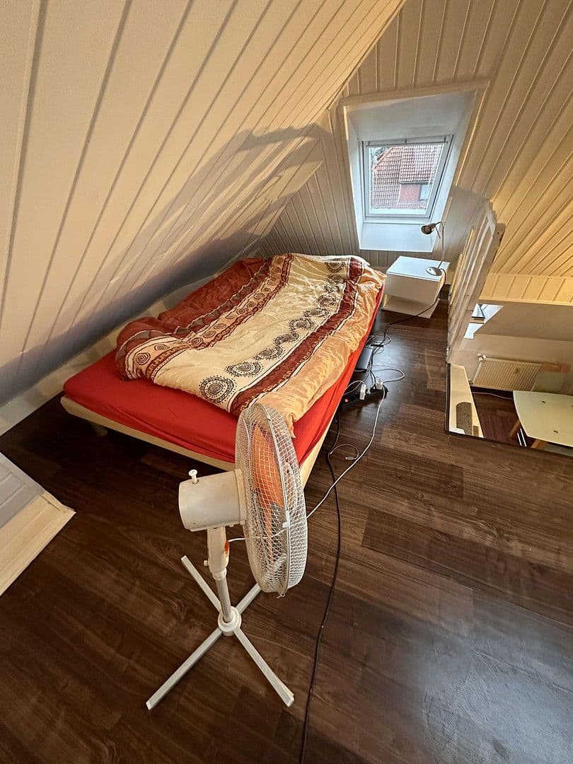 Prenájom bytu 1-izbový 40 m², Bremen, Brémy Prenájom bytu 1-izbový 40 m², Bremen, Brémy