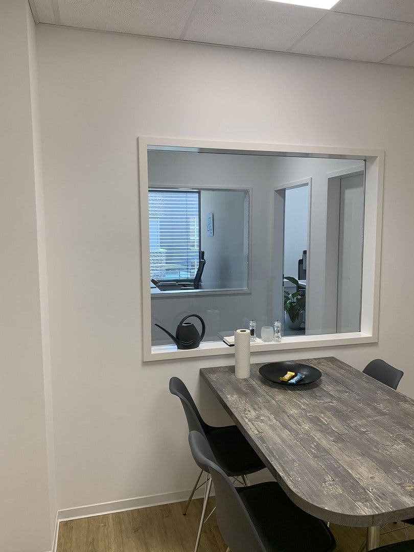 Prenájom kancelárie 184 m², Hamburg, Hamburg Prenájom kancelárie 184 m², Hamburg, Hamburg