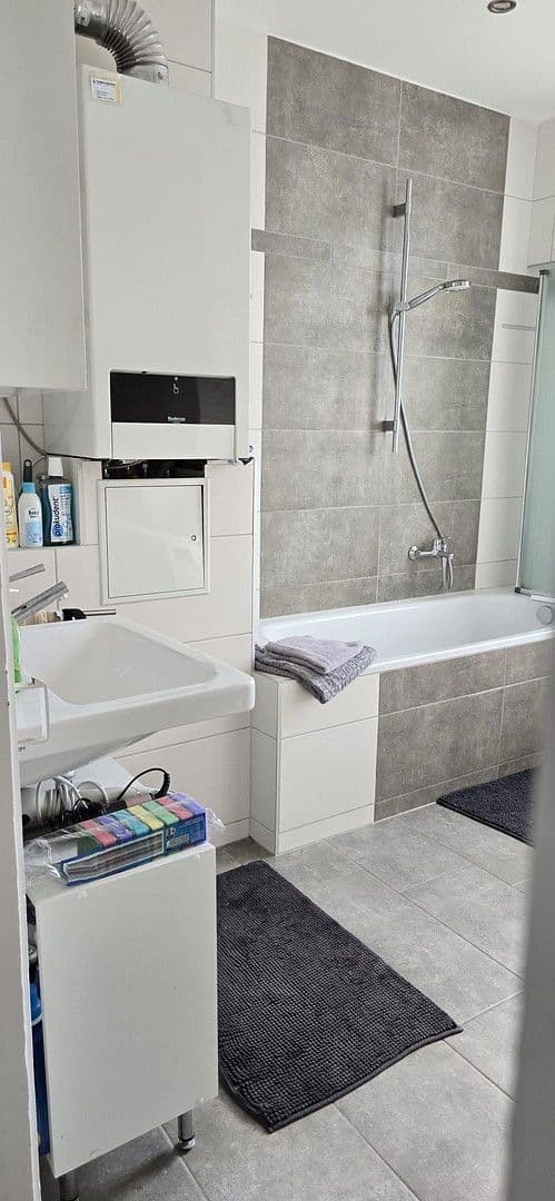 Prenájom bytu 2-izbový 60 m², Oberhäuserstraße 45, Ansbach, Bavorsko Prenájom bytu 2-izbový 60 m², Oberhäuserstraße 45, Ansbach, Bavorsko