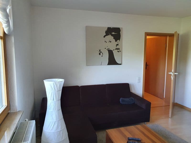 Prenájom bytu 2-izbový 41 m², Martingskirchstr 66-68, Frankfurt, Hesensko Prenájom bytu 2-izbový 41 m², Martingskirchstr 66-68, Frankfurt, Hesensko