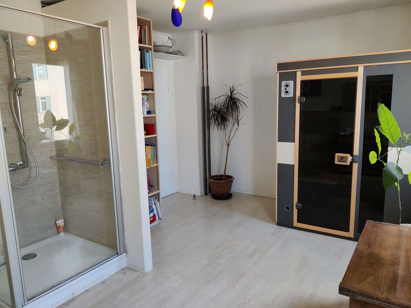 Prenájom bytu 4-izbový 160 m², Tübingen, Bádensko-Wurttembersko Prenájom bytu 4-izbový 160 m², Tübingen, Bádensko-Wurttembersko