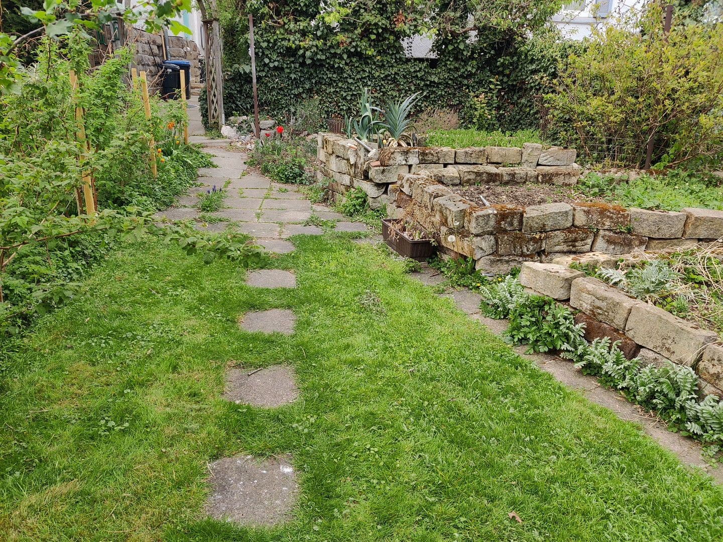 Prenájom bytu 4-izbový 160 m², Tübingen, Bádensko-Wurttembersko Prenájom bytu 4-izbový 160 m², Tübingen, Bádensko-Wurttembersko