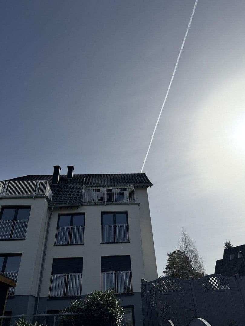 Prenájom bytu 5-izbový 135 m², Am Siefen 54, Solingen, Severné Porýnie - Westfálsko Prenájom bytu 5-izbový 135 m², Am Siefen 54, Solingen, Severné Porýnie - Westfálsko