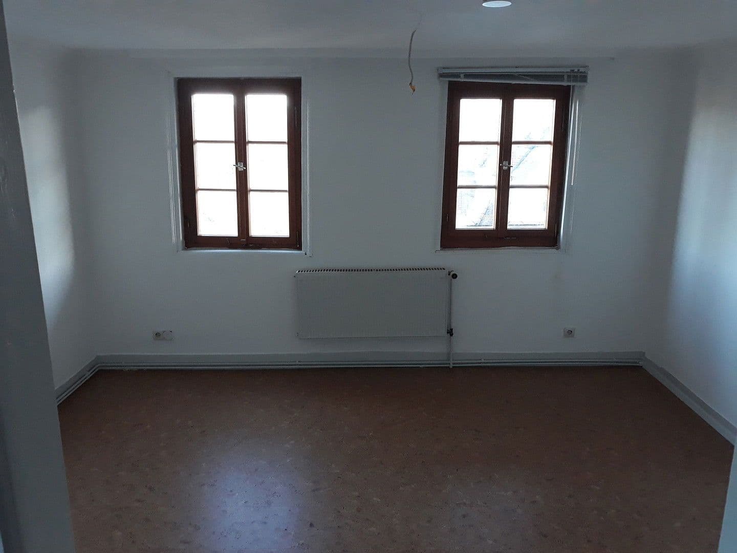 Prenájom bytu 5-izbový 105 m², Hechingen, Bádensko-Wurttembersko Prenájom bytu 5-izbový 105 m², Hechingen, Bádensko-Wurttembersko